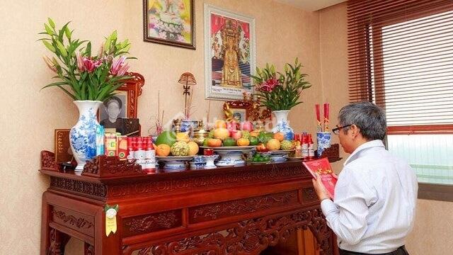 nguoi-lam-le-thanh-tam-doc-van-khan-nhap-trach-nha-chung-cu
