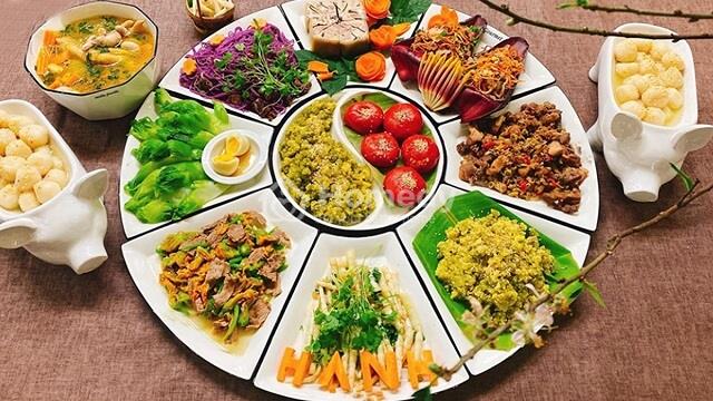 thuc-don-chay-cung-ram-thang-7-da-dang