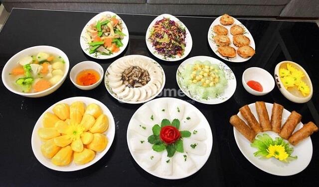 mam-com-chay-thanh-tinh-cung-ram-thang-7