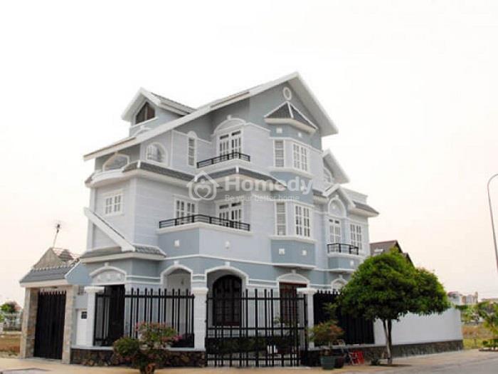 Sơn mặt tiền nhà màu trắng - xanh dương